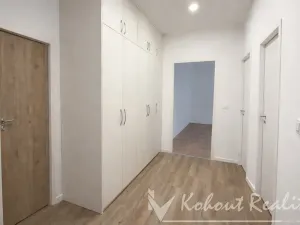Pronájem bytu 2+1, Praha - Veleslavín, Maříkova, 52 m2