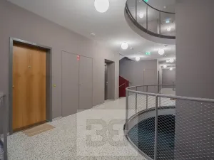 Pronájem bytu 1+kk, Praha - Smíchov, Toyen, 42 m2