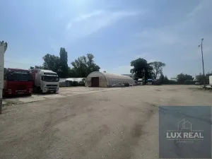 Pronájem garážového stání, Brno, Kaštanová, 30 m2