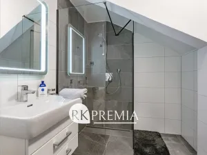 Pronájem bytu 2+1, Teplice, Karla Čapka, 42 m2