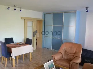 Pronájem bytu 2+kk, Praha, Tajovského, 69 m2