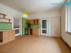 Prodej činžovního domu, Cheb, Vančurova, 329 m2