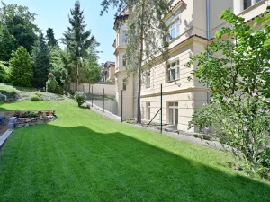 Pronájem bytu 1+kk, Praha - Smíchov, Na Březince, 30 m2
