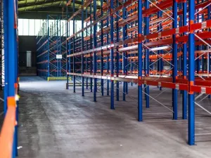 Pronájem skladu, Sosnová, 4438 m2