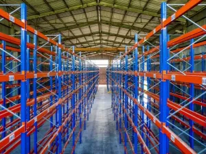 Pronájem skladu, Sosnová, 4438 m2