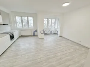 Pronájem bytu 2+kk, Praha, Neveklovská, 45 m2