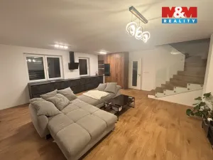 Pronájem rodinného domu, Praha - Březiněves, Poštolčí, 141 m2