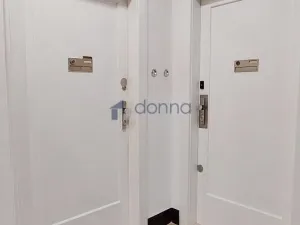 Pronájem bytu 1+kk, Praha, Mikovcova, 28 m2