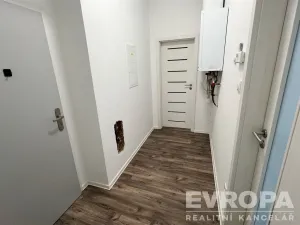 Pronájem bytu 2+kk, Žirovnice, Havlíčkovo náměstí, 39 m2