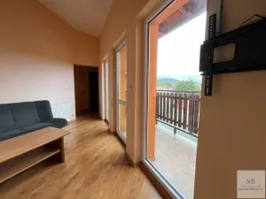 Pronájem bytu 2+kk, Karlovy Vary, Závodu míru, 68 m2