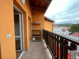 Pronájem bytu 2+kk, Karlovy Vary, Závodu míru, 68 m2