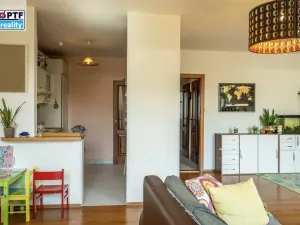 Prodej bytu 3+1, Praha - Hlubočepy, Kříženeckého náměstí, 88 m2