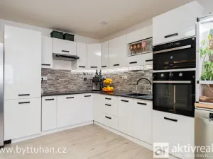 Prodej bytu 3+kk, Tuhaň, 79 m2