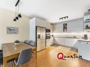 Prodej bytu 3+kk, Praha - Dolní Měcholupy, Honzíkova, 89 m2