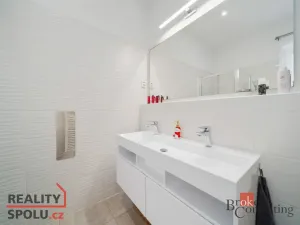 Prodej bytu 3+1, Trutnov - Kryblice, U Kapličky, 121 m2