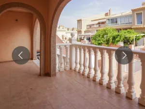 Prodej rodinného domu, Grand Alacant, Santa Pola , Alicante, Costa Blanca, Španělsko, 95 m2