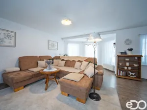 Prodej rodinného domu, Kostomlátky, 5. května, 176 m2