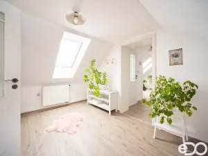 Prodej rodinného domu, Kostomlátky, 5. května, 176 m2