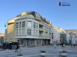 Pronájem kanceláře, Karlovy Vary, T. G. Masaryka, 110 m2