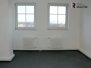 Pronájem kanceláře, Karlovy Vary, T. G. Masaryka, 42 m2