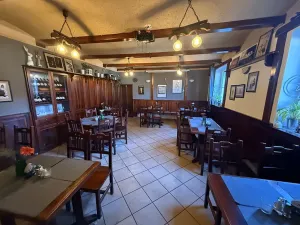 Pronájem restaurace, Praha - Čakovice, Cukrovarská, 155 m2