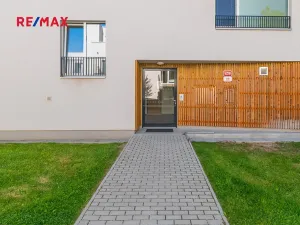 Pronájem bytu 1+kk, Plzeň, K Zelené louce, 40 m2