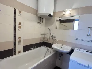 Pronájem bytu 3+1, Olomouc - Holice, Náves Svobody, 73 m2