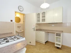 Pronájem bytu 1+1, Praha - Strašnice, Na Třebešíně, 30 m2