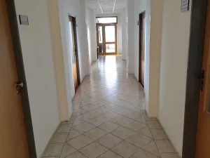 Pronájem kanceláře, Kolín, Plynárenská, 167 m2