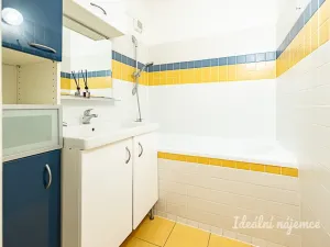 Pronájem bytu 3+1, Praha - Černý Most, Generála Janouška, 77 m2