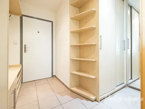 Pronájem bytu 3+1, Praha - Černý Most, Generála Janouška, 77 m2