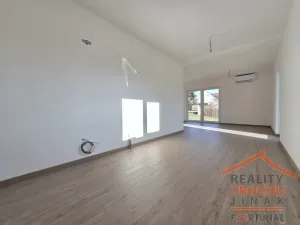 Prodej rodinného domu, Uhersko, 84 m2