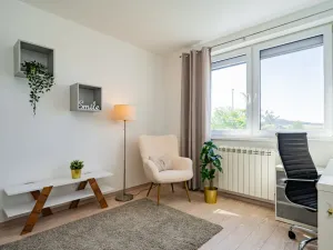 Prodej rodinného domu, Praha - Cholupice, Lhenická, 109 m2