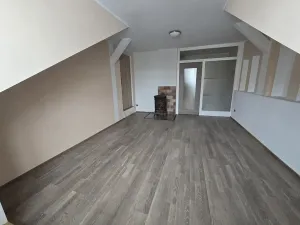 Prodej bytu 3+1, Jihlava, Gorkého, 82 m2