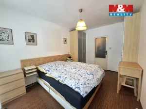 Pronájem bytu 3+1, Praha - Kobylisy, Mirovická, 76 m2