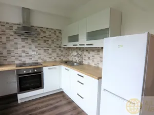 Pronájem bytu 2+1, Tábor, Pražského povstání, 61 m2