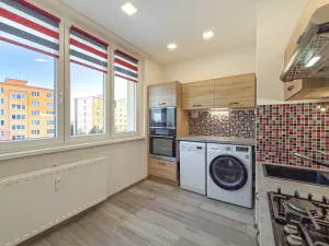 Prodej bytu 2+1, Chomutov, Zahradní, 53 m2