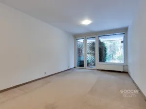 Pronájem bytu 2+kk, Praha - Troja, Vřesová, 58 m2