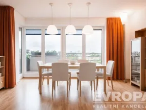 Prodej bytu 3+1, Praha, 133 m2