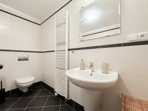 Pronájem bytu 1+kk, Praha - Letňany, Miroslava Hajna, 37 m2