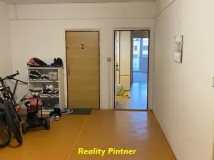 Prodej bytu 3+1, Plzeň, Strážnická, 70 m2