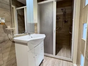 Pronájem bytu 2+kk, Meziboří, nám. 8. května, 54 m2