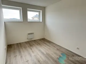 Pronájem bytu 2+kk, Kaplice, Omlenická, 40 m2