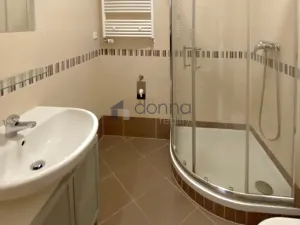 Pronájem bytu 2+1, Praha, Nademlejnská, 35 m2