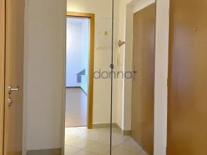 Pronájem bytu 2+1, Praha, Nademlejnská, 35 m2