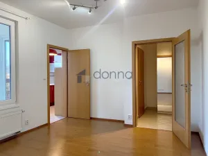 Pronájem bytu 2+1, Praha, Nademlejnská, 35 m2