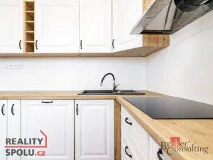 Pronájem bytu 2+1, Opava, Hany Kvapilové, 57 m2