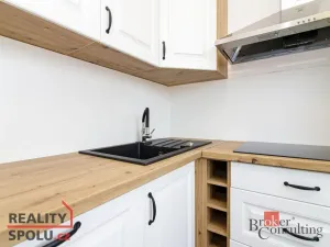 Pronájem bytu 2+1, Opava, Hany Kvapilové, 57 m2