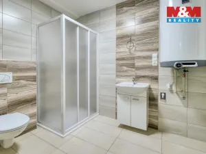 Pronájem kanceláře, Dobřany, Alšova, 56 m2