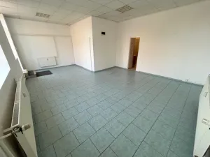 Pronájem obchodního prostoru, Praha - Vršovice, V olšinách, 41 m2